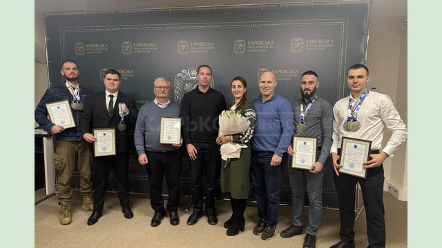 Переможців чемпіонату світу з гирьового спорту відзначили почесними грамотами начальника Харківської ОВА
