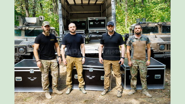Півсотні: воїнам CODE 9.2 передали чергову партію «Вампірів» Півсотні: воїнам CODE 9.2 передали чергову партію «Вампірів»