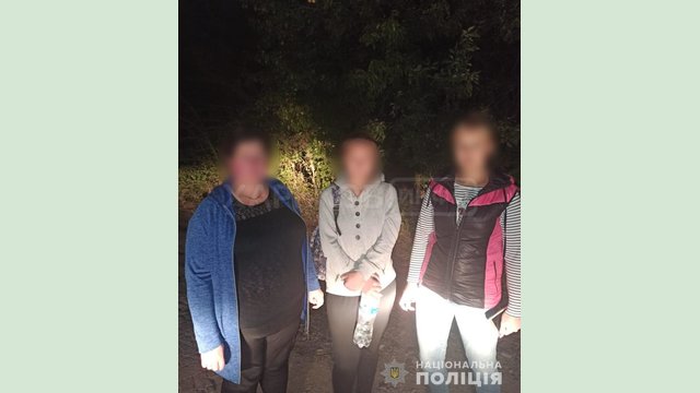 Полицейские Харьковщины оперативно разыскали несовершеннолетнюю девушку, которая поехала в гости к бабушке и пропала Полицейские Харьковщины оперативно разыскали несовершеннолетнюю девушку, которая поехала в гости к бабушке и пропала