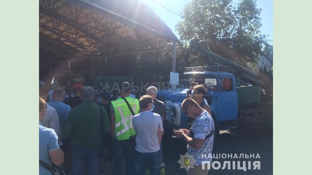 Полиция Харькова обеспечивает охрану общественного порядка на территории рынка «Барабашово» Полиция Харькова обеспечивает охрану общественного порядка на территории рынка «Барабашово»