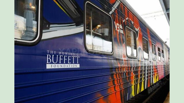 «Поїзд-кухня знову пригощає жителів Харківщини святковими стравами до Дня подяки», – Олег Синєгубов