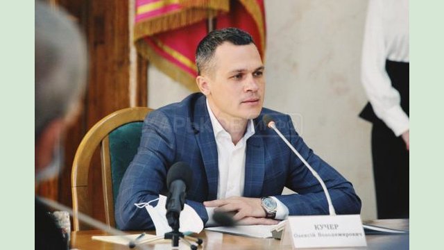 Председатель ХОГА отметил лучших работников лесной отрасли региона Председатель ХОГА отметил лучших работников лесной отрасли региона