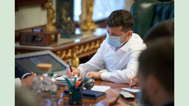 Президент инициирует законопроект об электронном обороте документов в уголовном процессе Президент инициирует законопроект об электронном обороте документов в уголовном процессе