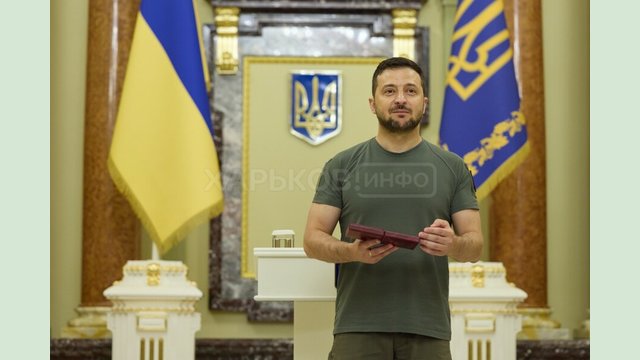 Президент наградил журналистов, борющихся за Украину на военном и информационном фронте Президент наградил журналистов, борющихся за Украину на военном и информационном фронте