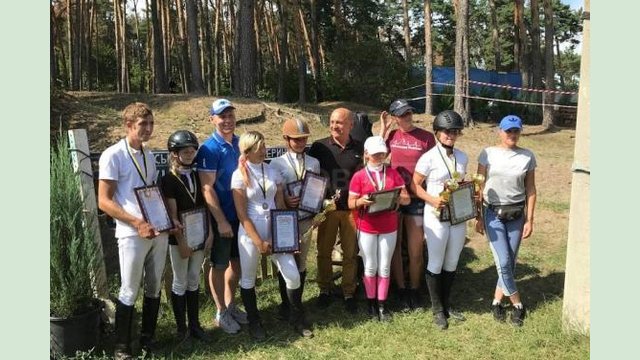 Прошли открытые областные соревнования по конному спорту в преодолении препятствий Прошли открытые областные соревнования по конному спорту в преодолении препятствий