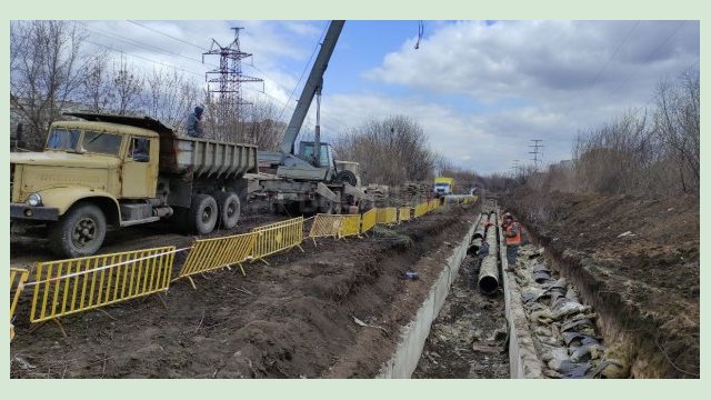 Рабочие «Теплосетей» продолжают ремонт сетей и оборудования Рабочие «Теплосетей» продолжают ремонт сетей и оборудования
