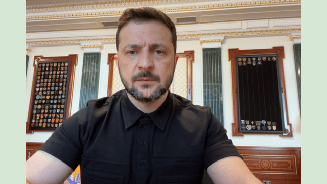 Російська економіка вже деградує, підтримаємо цей процес іще більше – звернення Президента Російська економіка вже деградує, підтримаємо цей процес іще більше – звернення Президента