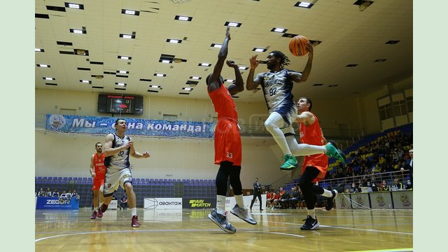 С трудом, но победили. "Харьковские Соколы" дожали "Кривбасс" С трудом, но победили. "Харьковские Соколы" дожали "Кривбасс"