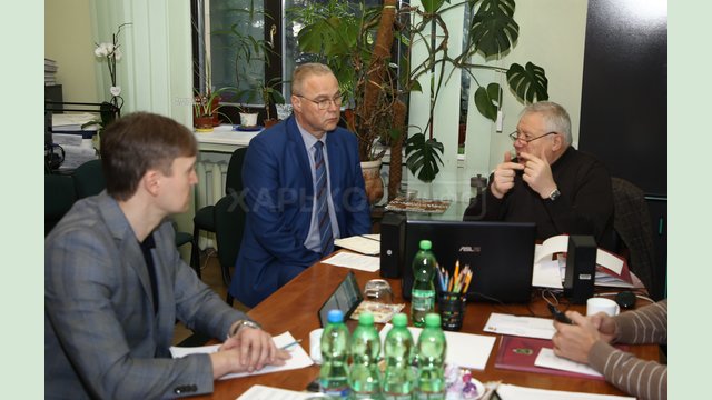 Состоялось заседание постоянной комиссии по вопросам развития транспорта и связи областного совета Состоялось заседание постоянной комиссии по вопросам развития транспорта и связи областного совета