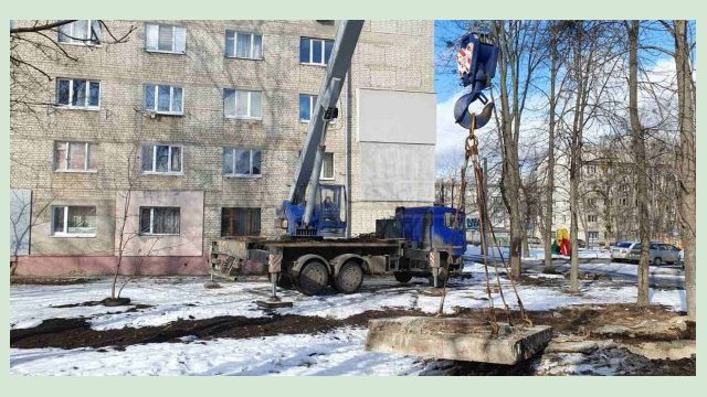 Специалисты «Теплосетей» устраняют дефекты на внутриквартальных сетях Специалисты «Теплосетей» устраняют дефекты на внутриквартальных сетях