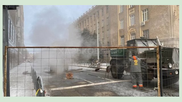 «Тепловые сети» устраняют повреждение на трубопроводе по улице Динамовской «Тепловые сети» устраняют повреждение на трубопроводе по улице Динамовской