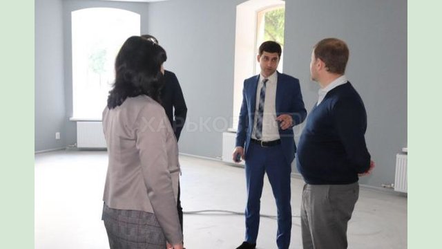 В Волчанском лицее № 1 строят спортплощадку с искусственным покрытием В Волчанском лицее № 1 строят спортплощадку с искусственным покрытием