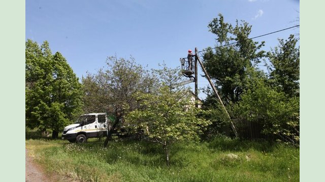 У Чугуївському районі до електромережі підключили ще один населений пункт