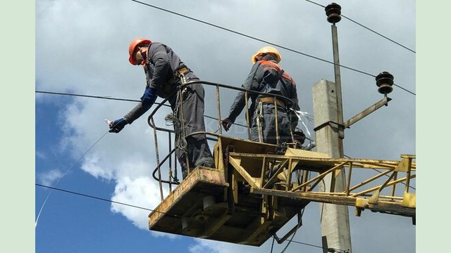 У Харківській області на кордоні з Луганщиною до електромережі підключили ще один населений пункт