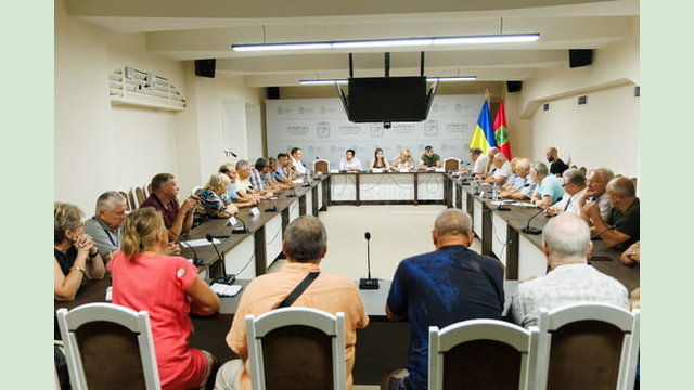 У Харківській ОВА обговорили питання щодо забезпечення комплексними медпослугами постраждалих внаслідок Чорнобильської катастрофи У Харківській ОВА обговорили питання щодо забезпечення комплексними медпослугами постраждалих внаслідок Чорнобильської катастрофи