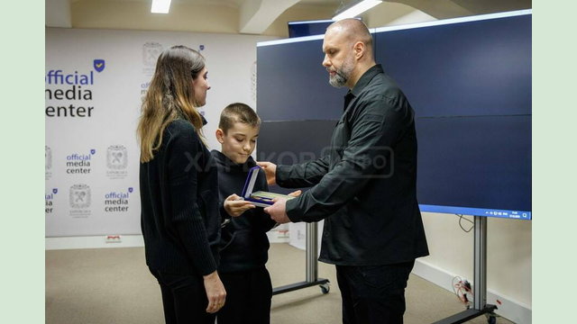 У Харківській ОВА родинам полеглих працівників поліції вручили відзнаки Президента України