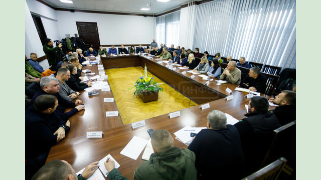 У звільнених населених пунктах Чугуївщини продовжуються відновлювальні роботи У звільнених населених пунктах Чугуївщини продовжуються відновлювальні роботи