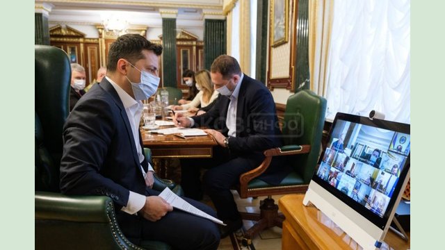 Украине нужно разработать систему «паспортов вакцинации». Президент Украине нужно разработать систему «паспортов вакцинации». Президент