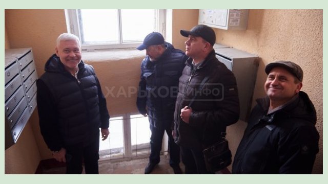 В Харькове начались массовые работы по капитальному ремонту подъездов В Харькове начались массовые работы по капитальному ремонту подъездов