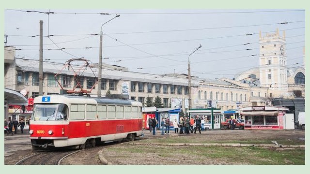 В Харькове общественный транспорт работает бесплатно В Харькове общественный транспорт работает бесплатно