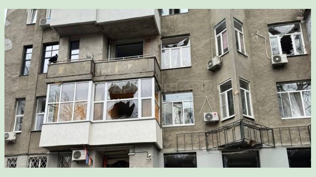 В Харькове обстрелами повреждено более 50 домов В Харькове обстрелами повреждено более 50 домов