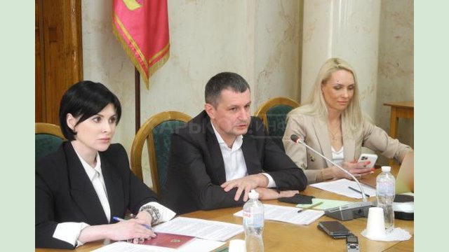 В Харькове обсудили вопросы развития спорта и спортивной инфраструктуры области В Харькове обсудили вопросы развития спорта и спортивной инфраструктуры области