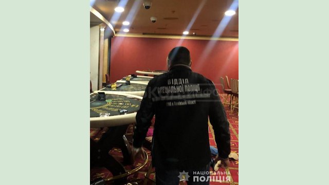 В Харькове правоохранители пресекли деятельность подпольного казино В Харькове правоохранители пресекли деятельность подпольного казино