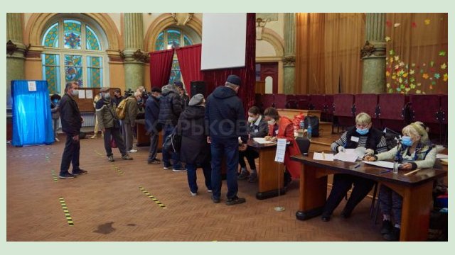 В Харькове проголосовали более 130 тысяч человек В Харькове проголосовали более 130 тысяч человек