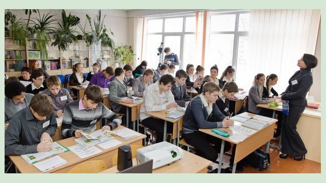 В харьковских школах возобновляются обычные занятия В харьковских школах возобновляются обычные занятия