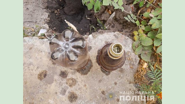 В Харьковском районе полицейские изъяли у местного жителя наркотики В Харьковском районе полицейские изъяли у местного жителя наркотики