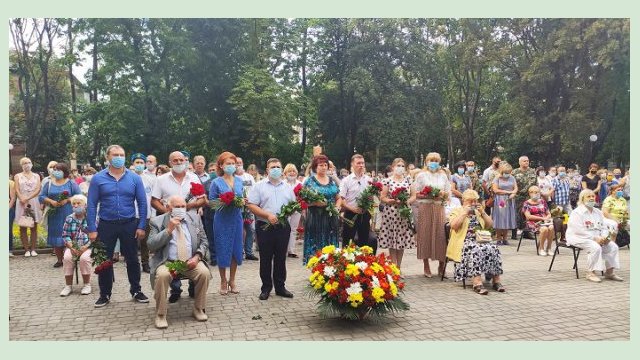 В Индустриальном районе прошла панихида по погибшим освободителям Харькова В Индустриальном районе прошла панихида по погибшим освободителям Харькова