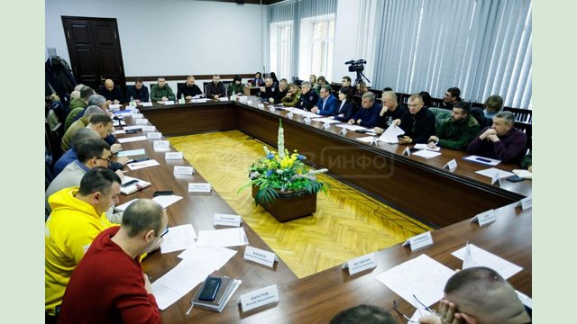 В Ізюмському районі тривають відновлювальні роботи В Ізюмському районі тривають відновлювальні роботи
