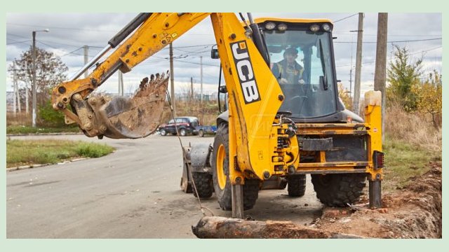 В Киевском районе меняют сети холодного водоснабжения В Киевском районе меняют сети холодного водоснабжения