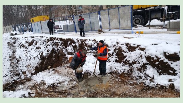 В Новобаварском районе перекладывают сети водоотведения В Новобаварском районе перекладывают сети водоотведения