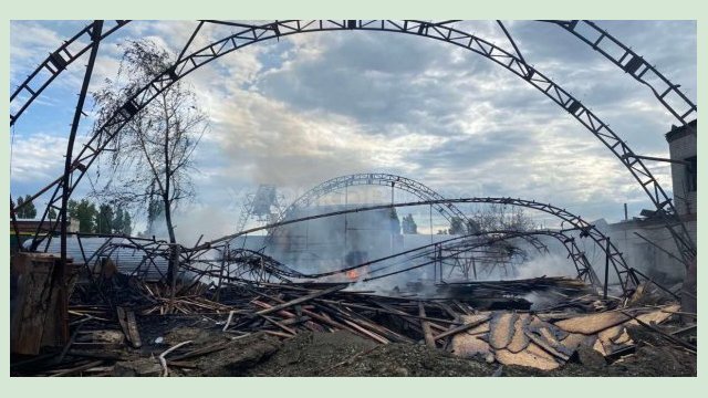 В Основянском районе из-за обстрела произошел крупный пожар