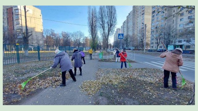 В Слободском районе проходит массовая уборка территории