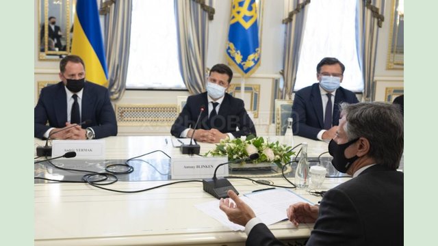 В Украине воплощаются важные реформы, о которых раньше только говорили. Президент В Украине воплощаются важные реформы, о которых раньше только говорили. Президент