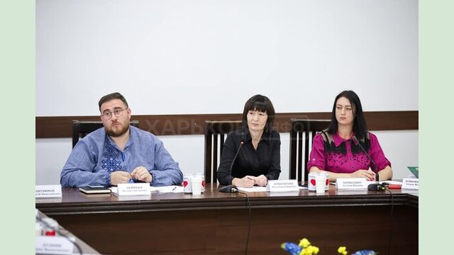 Віта Ковальська доручила очільникам районів Харківщини посилити роботу у напрямку адаптації ВПО Віта Ковальська доручила очільникам районів Харківщини посилити роботу у напрямку адаптації ВПО