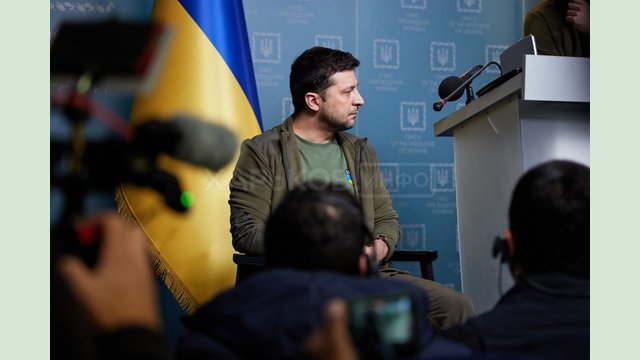 Владимир Зеленский: Я не хотел бы историю про Украину, как про 300 спартанцев, – я желаю мира моему государству