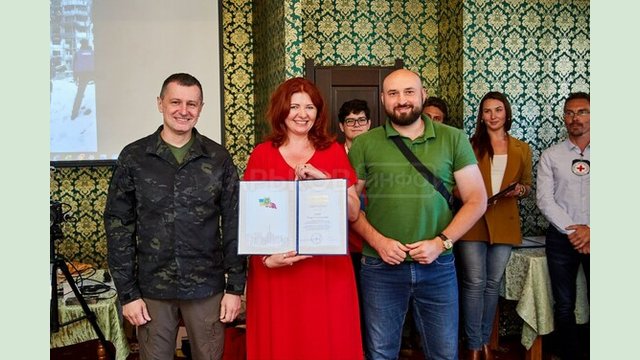 Волонтеры и сотрудники Красного Креста за время полномасштабного вторжения рф оказали помощь более миллиону человек Волонтеры и сотрудники Красного Креста за время полномасштабного вторжения рф оказали помощь более миллиону человек