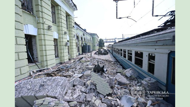 Ворог масовано атакував місто Лозова: є загиблі та поранені – Олег Синєгубов Ворог масовано атакував місто Лозова: є загиблі та поранені – Олег Синєгубов