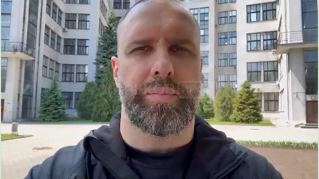 Ворог продовжує обстрілювати населені пункти області та руйнувати цивільну інфраструктуру в Харкові та громадах регіону. Олег Синєгубов Ворог продовжує обстрілювати населені пункти області та руйнувати цивільну інфраструктуру в Харкові та громадах регіону. Олег Синєгубов