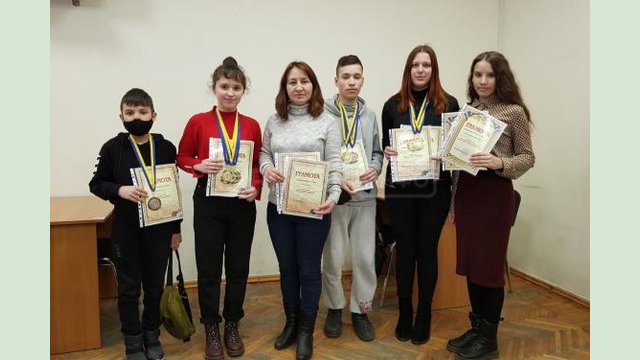 Юные харьковчане завоевали 8 золотых наград чемпионата Украины по шашкам Юные харьковчане завоевали 8 золотых наград чемпионата Украины по шашкам