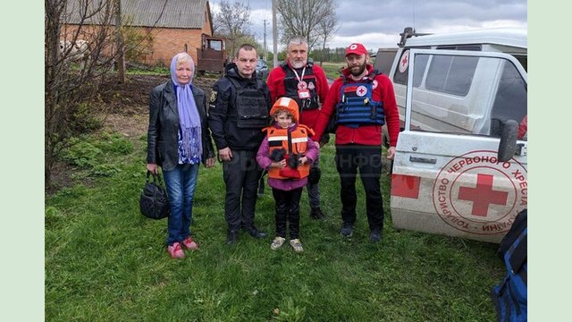 З чотирьох прифронтових громад Харківської області евакуювали всіх дітей З чотирьох прифронтових громад Харківської області евакуювали всіх дітей