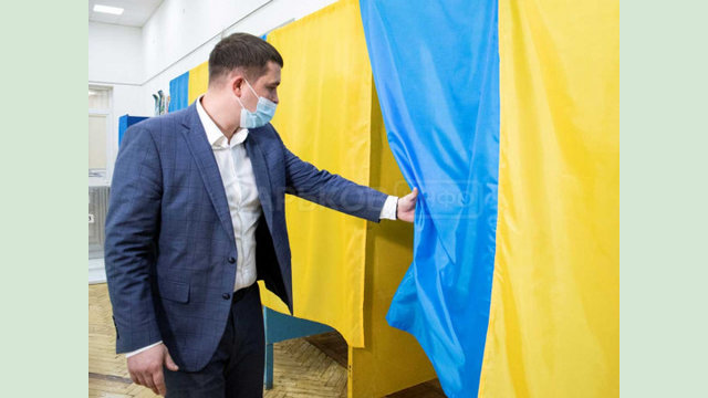 За день голосования полицейские открыли 159 уголовных производств по фактам нарушений на выборах (по состоянию 00.00) За день голосования полицейские открыли 159 уголовных производств по фактам нарушений на выборах (по состоянию 00.00)