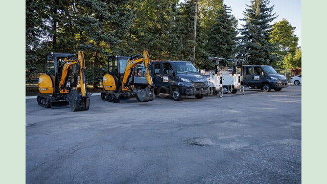 За сприяння Харківської ОВА громади регіону отримали сучасне будівельне обладнання