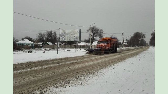 За сутки в области расчистили от снега 6300 км дорог За сутки в области расчистили от снега 6300 км дорог