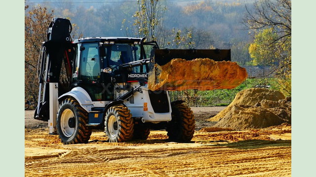 За участі Державної спецслужби транспорту на Харківщині тривають роботи з відновлення та розмінування За участі Державної спецслужби транспорту на Харківщині тривають роботи з відновлення та розмінування