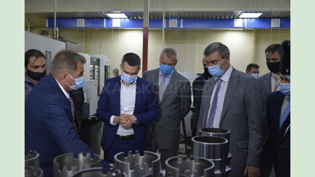 Завод им. Малышева начал производство гусениц для БМП по программе импортозамещения Завод им. Малышева начал производство гусениц для БМП по программе импортозамещения