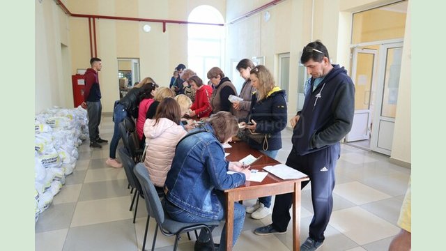 Жителям Харьковщины передали еще около 55 тысяч продуктовых наборов Жителям Харьковщины передали еще около 55 тысяч продуктовых наборов